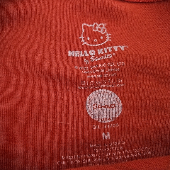 Hello Kitty Crop Top - Picture 3 of 3